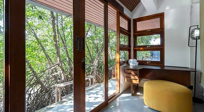 Phrip Phri Luxury Pool Villas