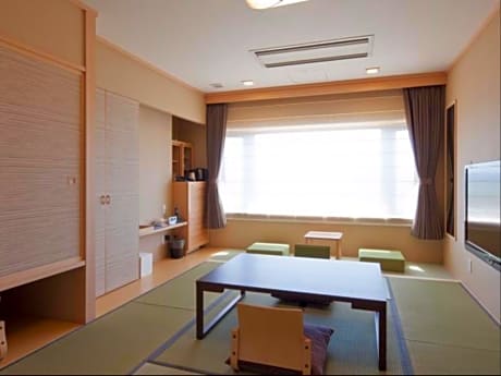 Connecting Room Non-Smoking