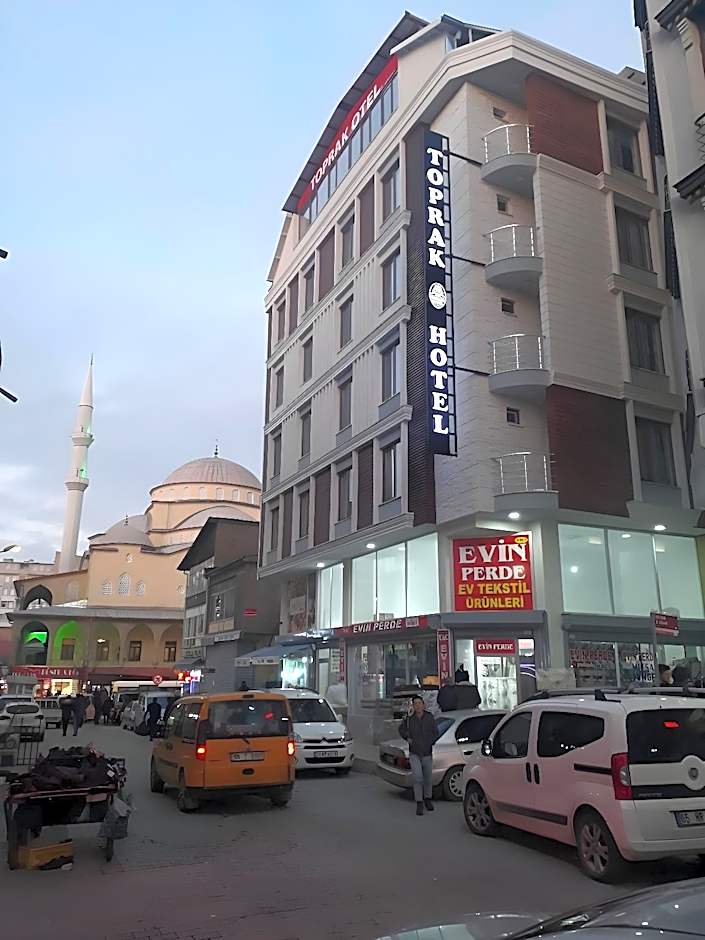 Toprak Hotel