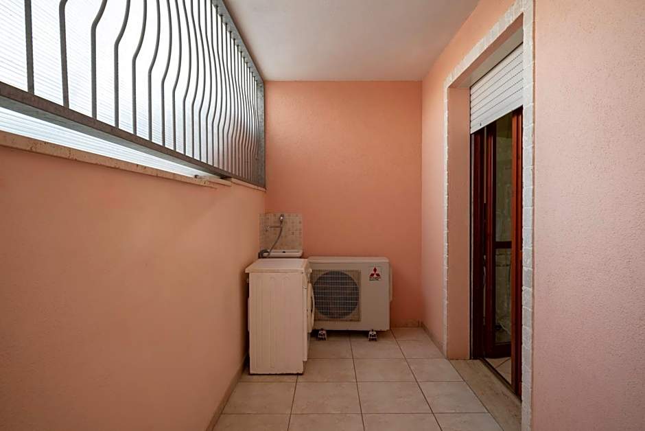 Lola Piccolo Hotel e Appartamenti
