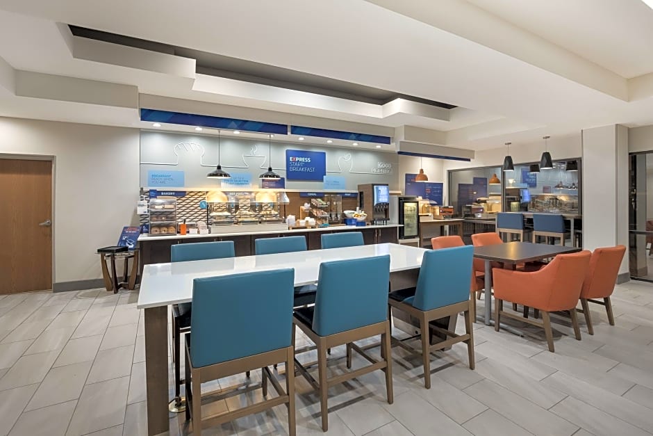Holiday Inn Express Hotel & Suites Perry By IHG