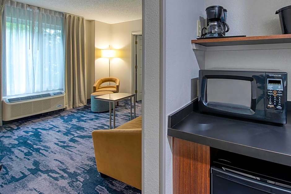 Fairfield Inn & Suites by Marriott Raleigh Crabtree Valley