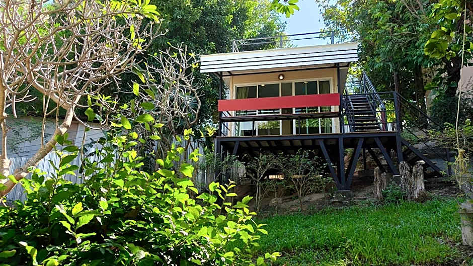 Hill Zone Home Stay by Little Paradise