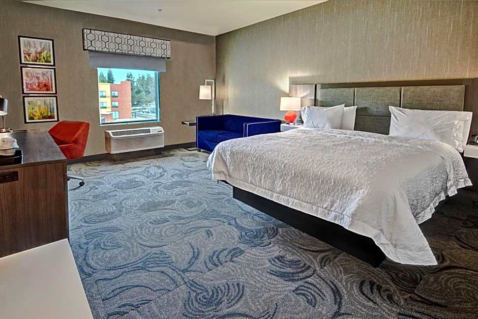 Hampton Inn By Hilton Fresno Airport