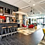 B&B HOTEL Saint-Quentin-en-Yvelines Centre Gare 4 étoiles