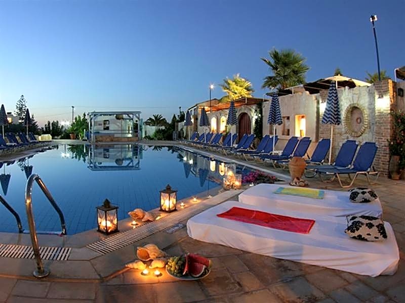 Golden Bay Boutique Hotel & Bungalows