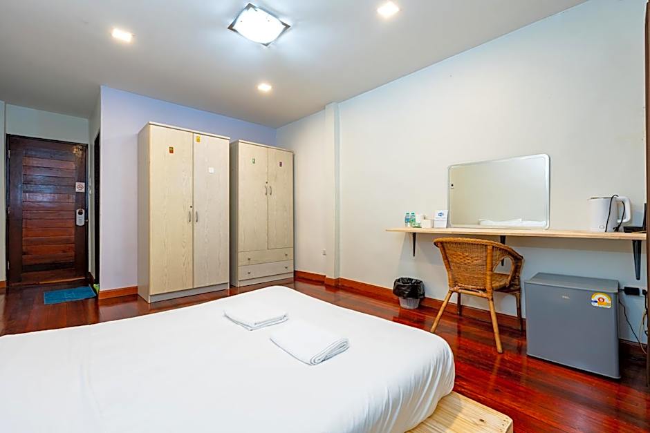 The Hidden Sao Chingcha - เดอะ ฮิดเด้น เสาชิงช้า