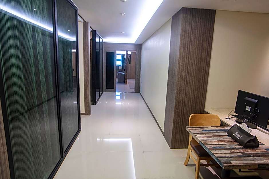 Yeongju Hotel