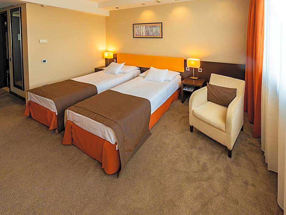 Abacus Business & Wellness Hotel