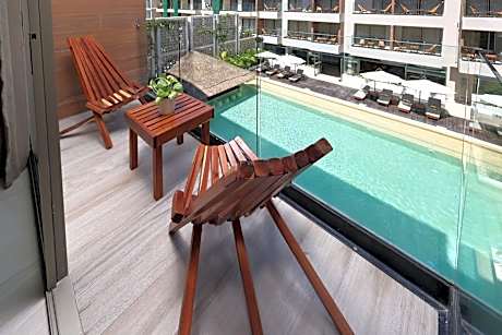 Standard King Room with Pool View