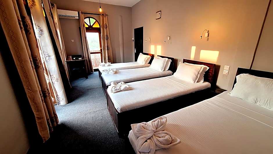 Rumaisa Hotel