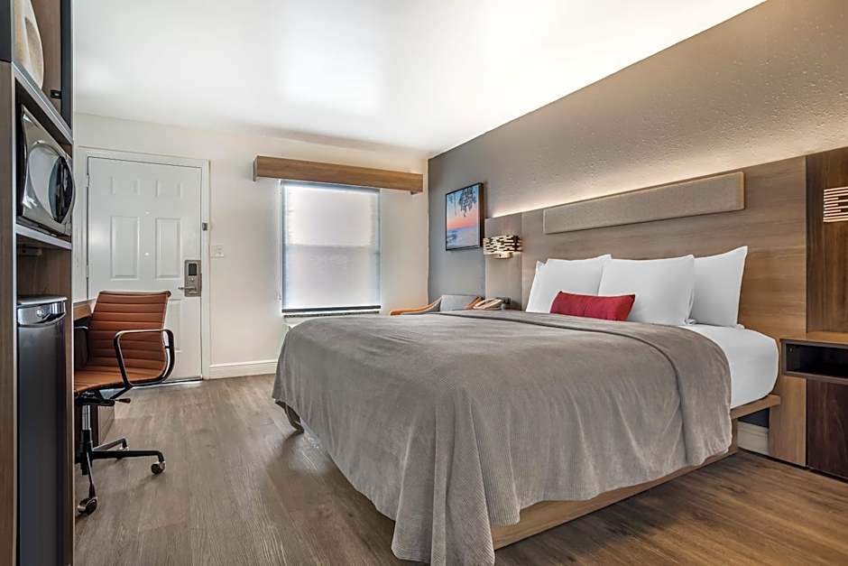 Key West Inn - Fairhope