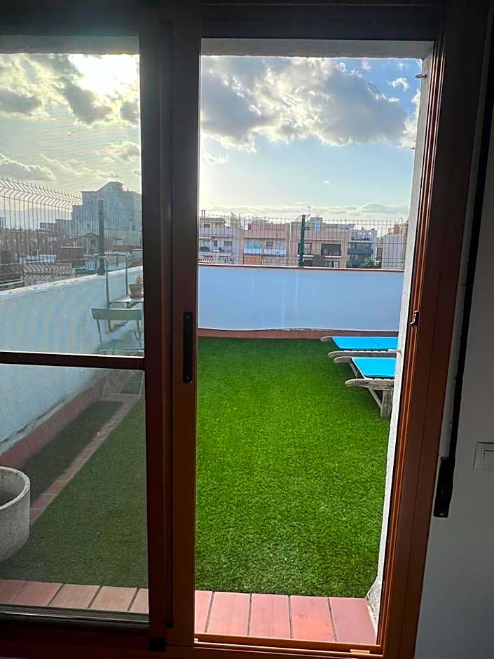 Private Double Room in a Shared Penthouse with Patios