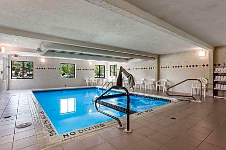 Quality Inn Traverse City