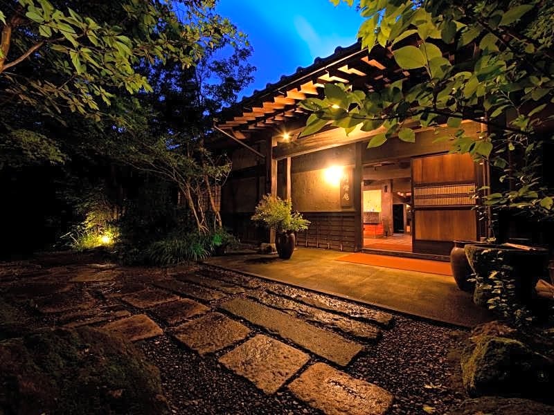 Yufuin Ryokan Gettouan