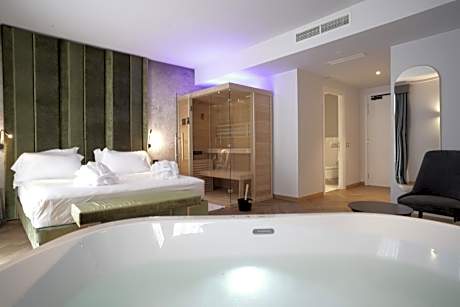 Junior Suite with Sauna
