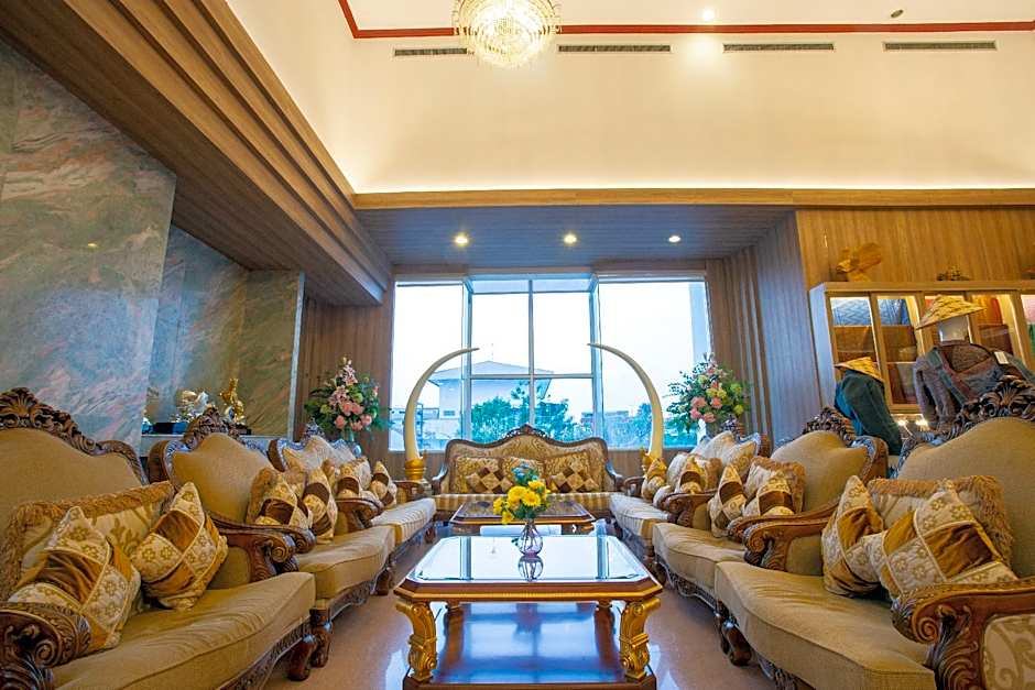 Thongtarin Hotel (SHA Plus)