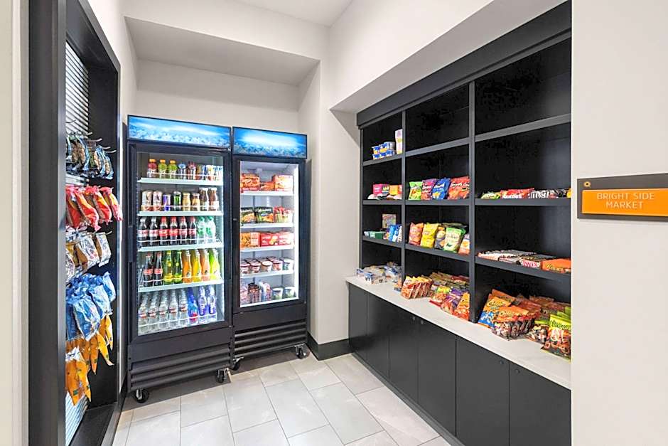 La Quinta Inn & Suites by Wyndham Austin Parmer/Tech Ridge