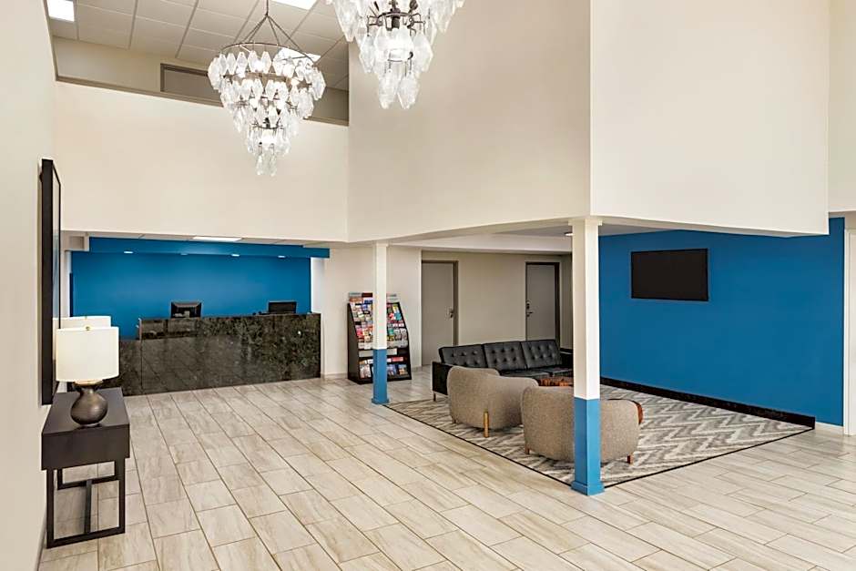 Baymont by Wyndham Blackwell I-35