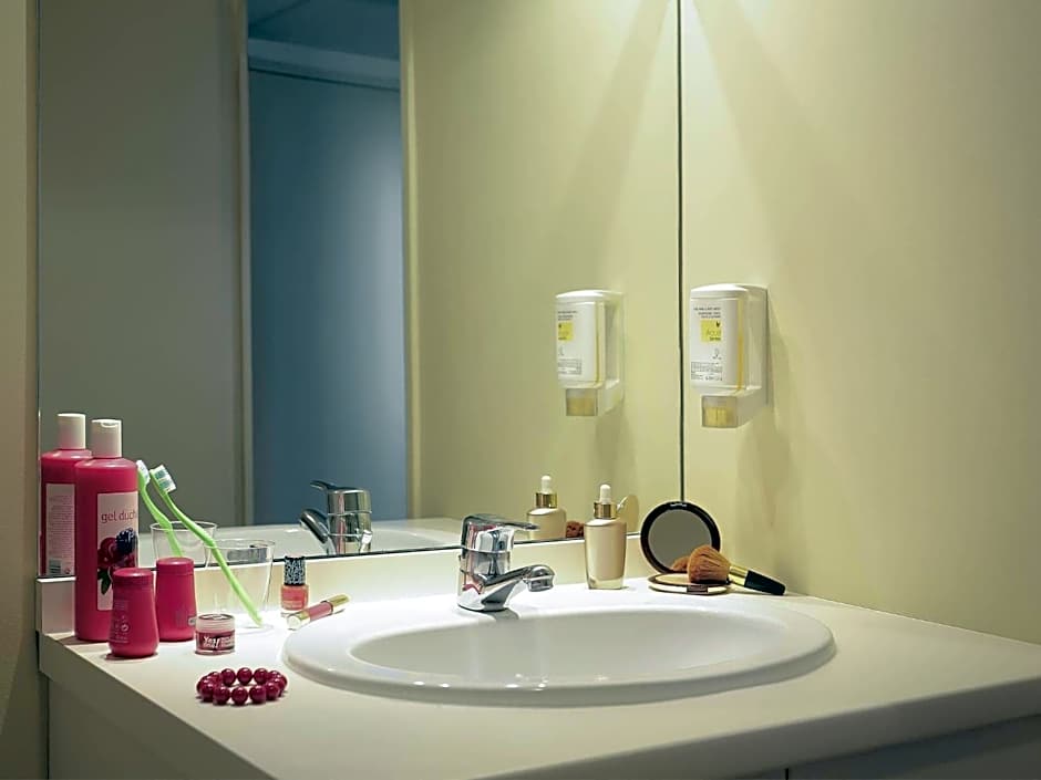 Adagio Access Avignon Aparthotel