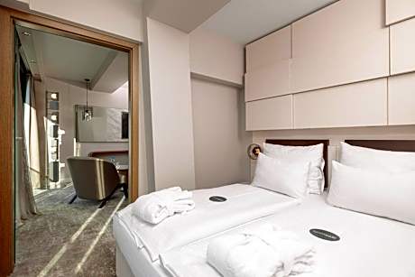 Deluxe Double Room with side Sea view