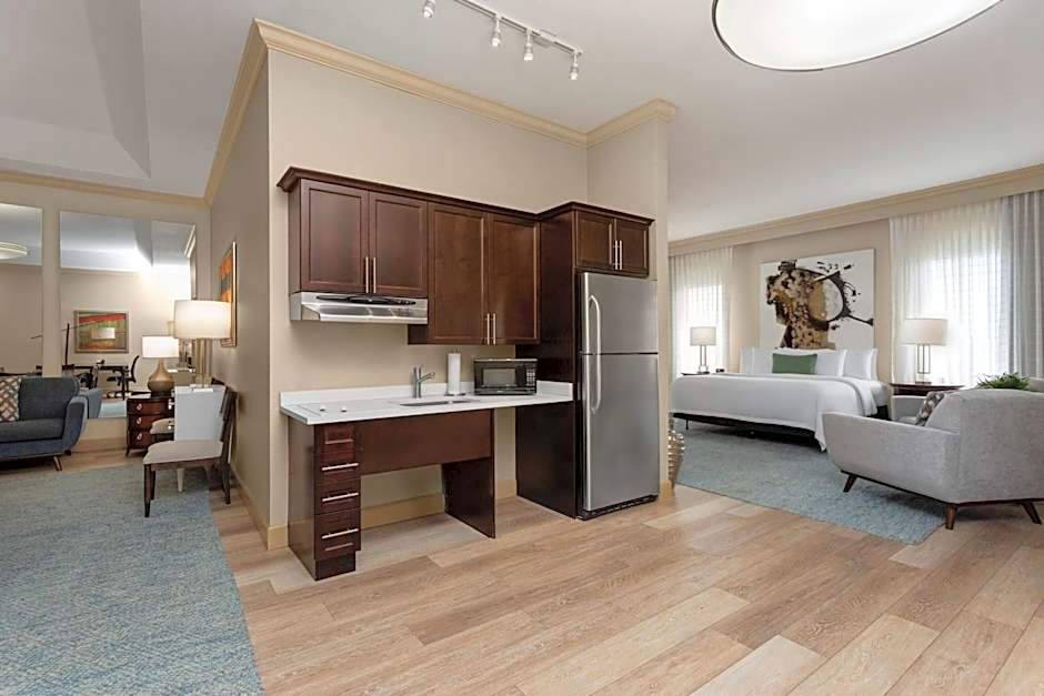 Hawthorn Extended Stay by Wyndham West Palm Beach