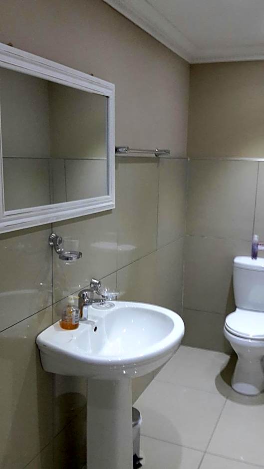 Bettie's Luxury Lodge