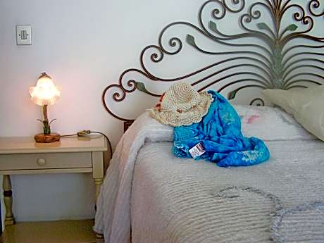 Vintage Dependence Double Room