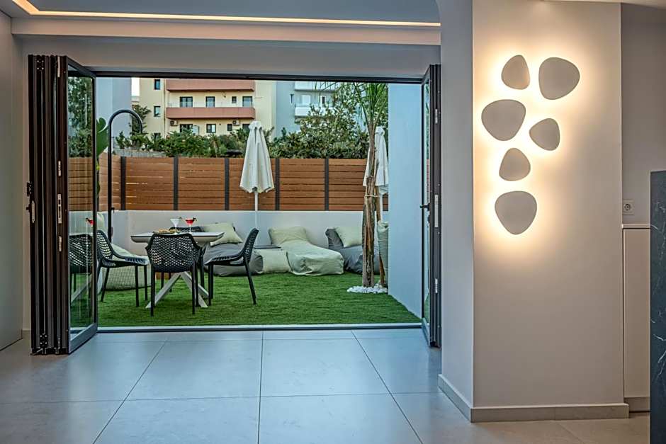 LIRIUM luxury suites