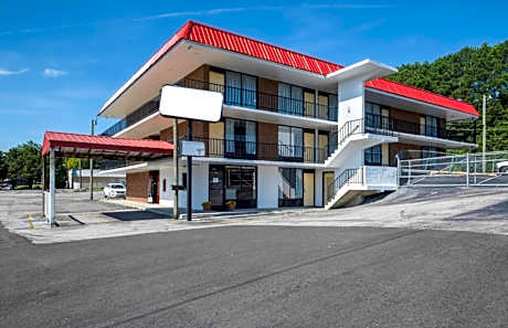 OYO Hotel Cleveland, TN