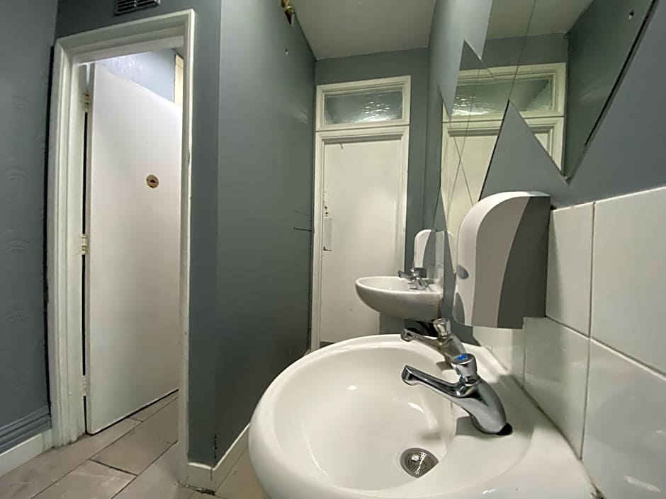 Queen Elizabeth Hostel