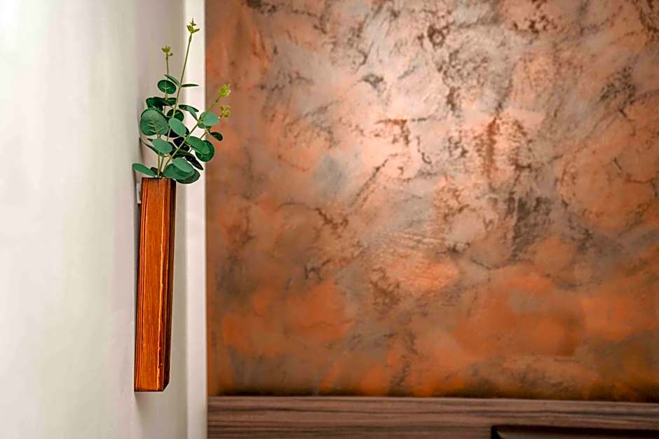 Central Hotel & Lounge Adult Only