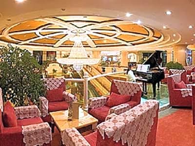 Kunming Green Land Hotel