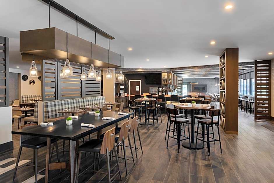 Delta Hotels by Marriott Burlington