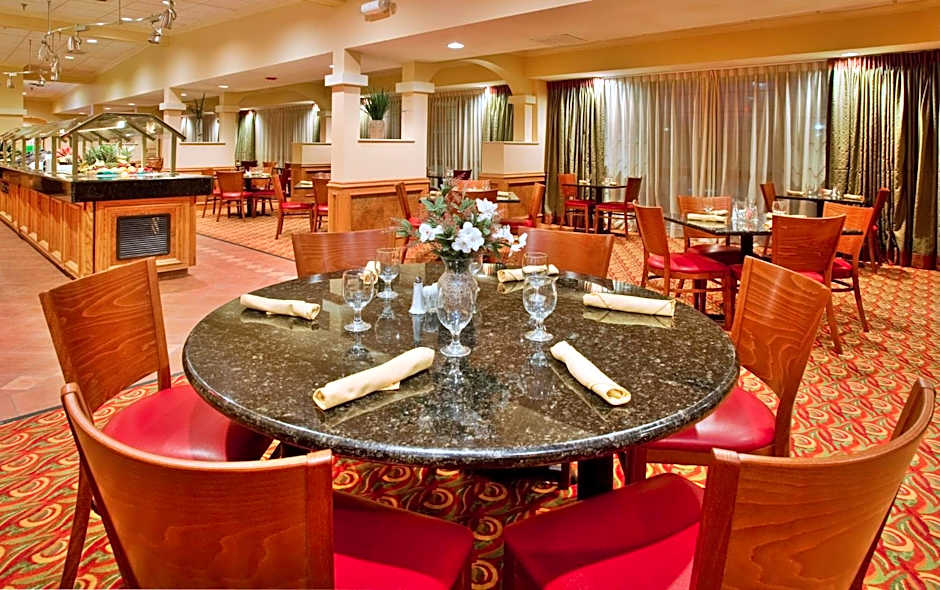 Holiday Inn & Suites Springfield-I-44 By IHG