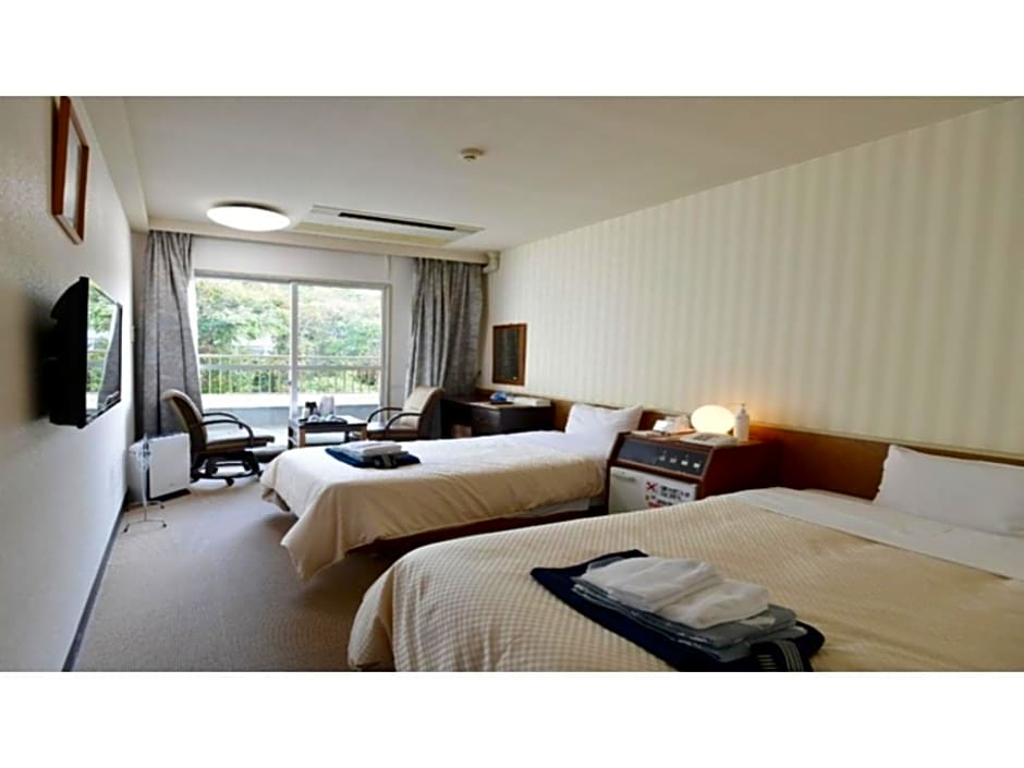 YATARO MINAMIKAN - Vacation STAY 12425v