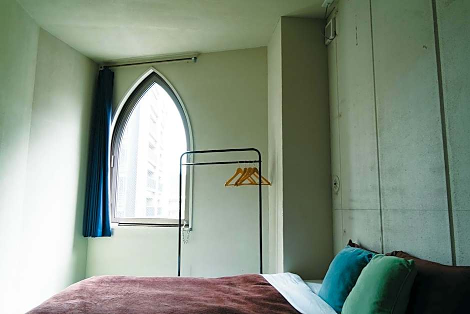 Photo 1 of 10 of 1 King Bed