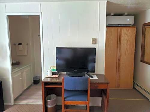 Alaska Country Inn