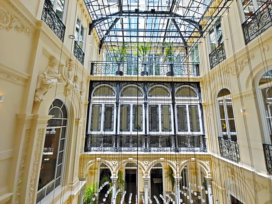 Palacio Gran Vía, a Royal Hideaway Hotel