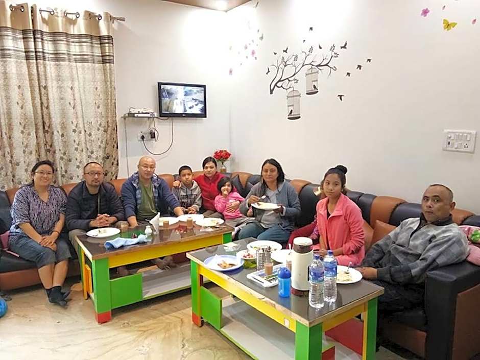 Friends Home Stay - Agra