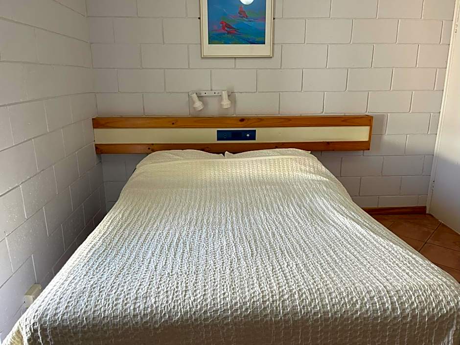 Esperance Travellers Inn