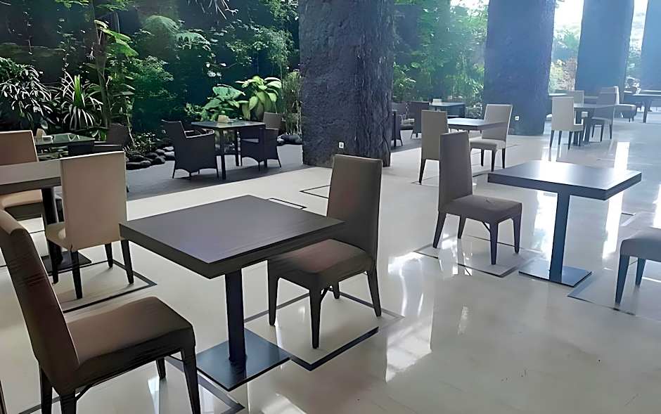 Ascent Premiere Hotel and Convention