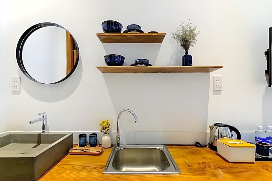 Leaf Signature Hotel - La Group