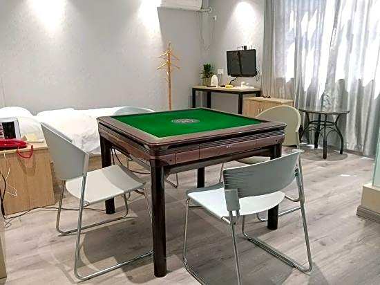 Ningbo Yihao Fashion Hotel