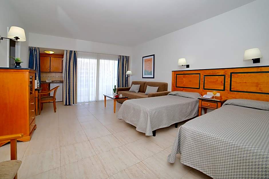 Hotel Apartamentos Pyr Fuengirola