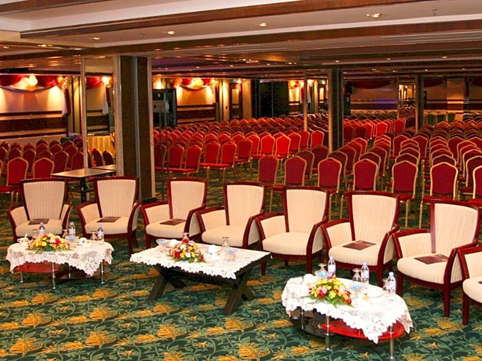 Imperial Palace Hotel