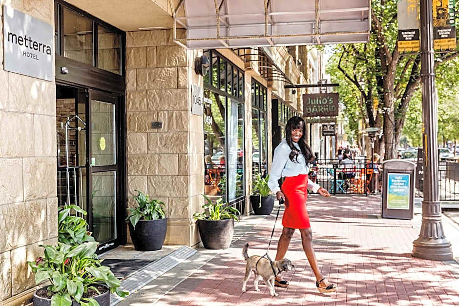 Metterra Hotel on Whyte