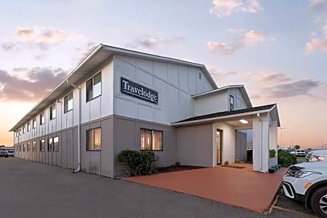 Travelodge by Wyndham Redwood Falls