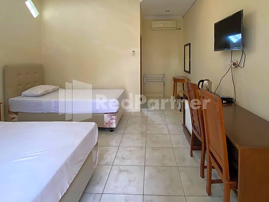 Hotel Kurnia @ Jln Pemuda Blora RedPartner