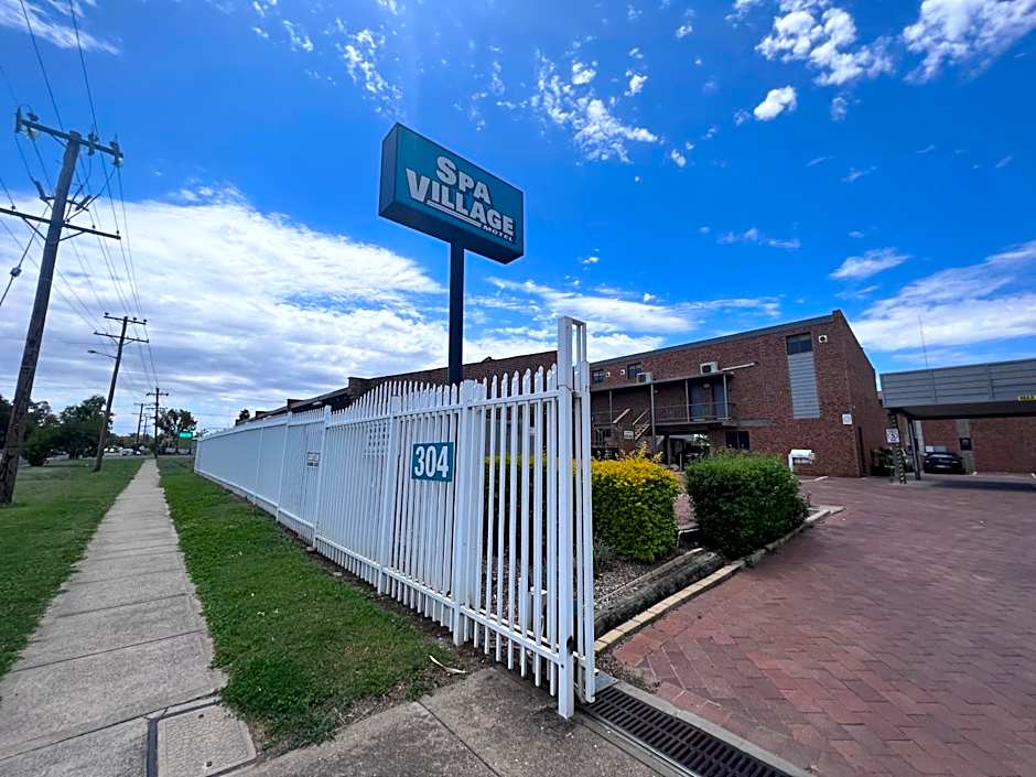 Spa Village Motel